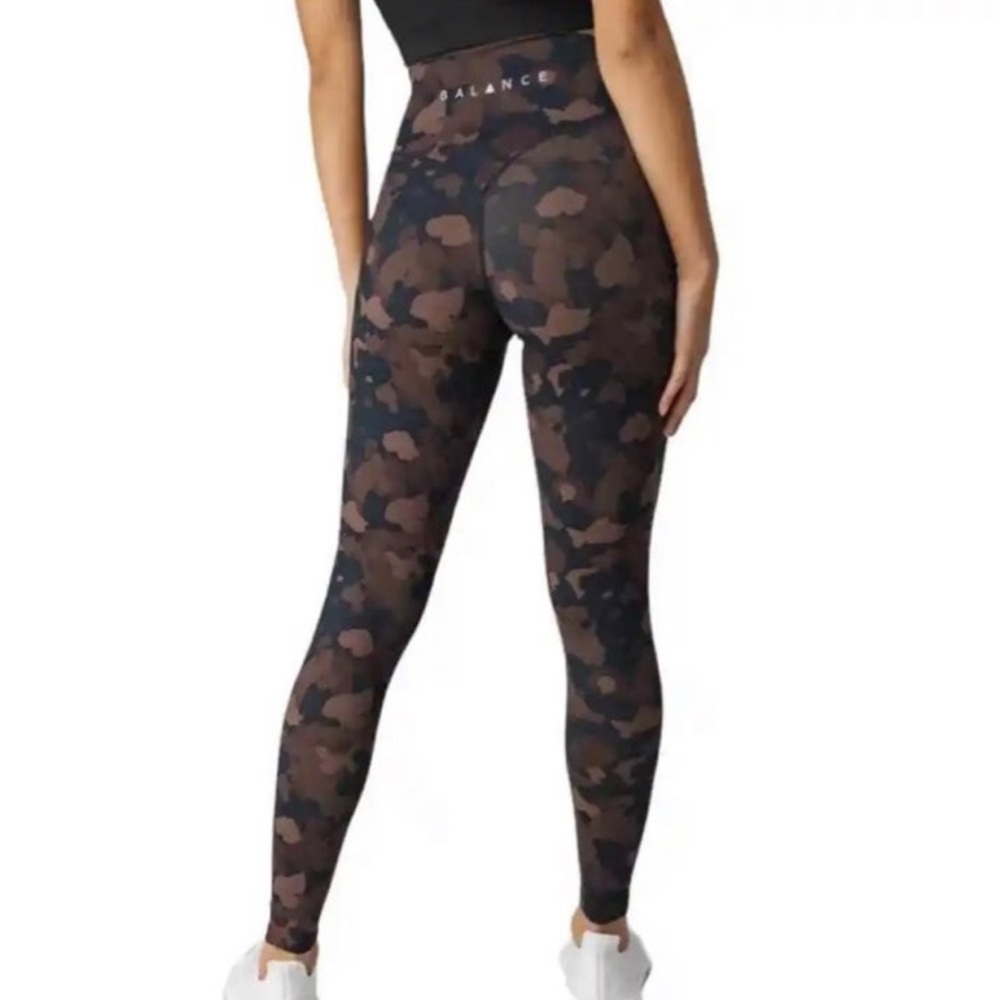 Balance Athletica brown camo leggings